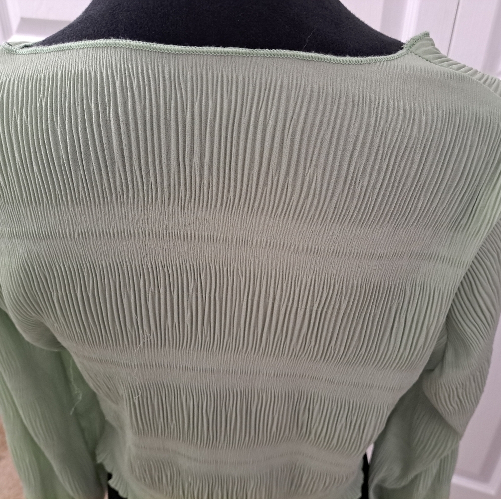 Cropped Open Blouse With Drawstring - Picture 5 of 6